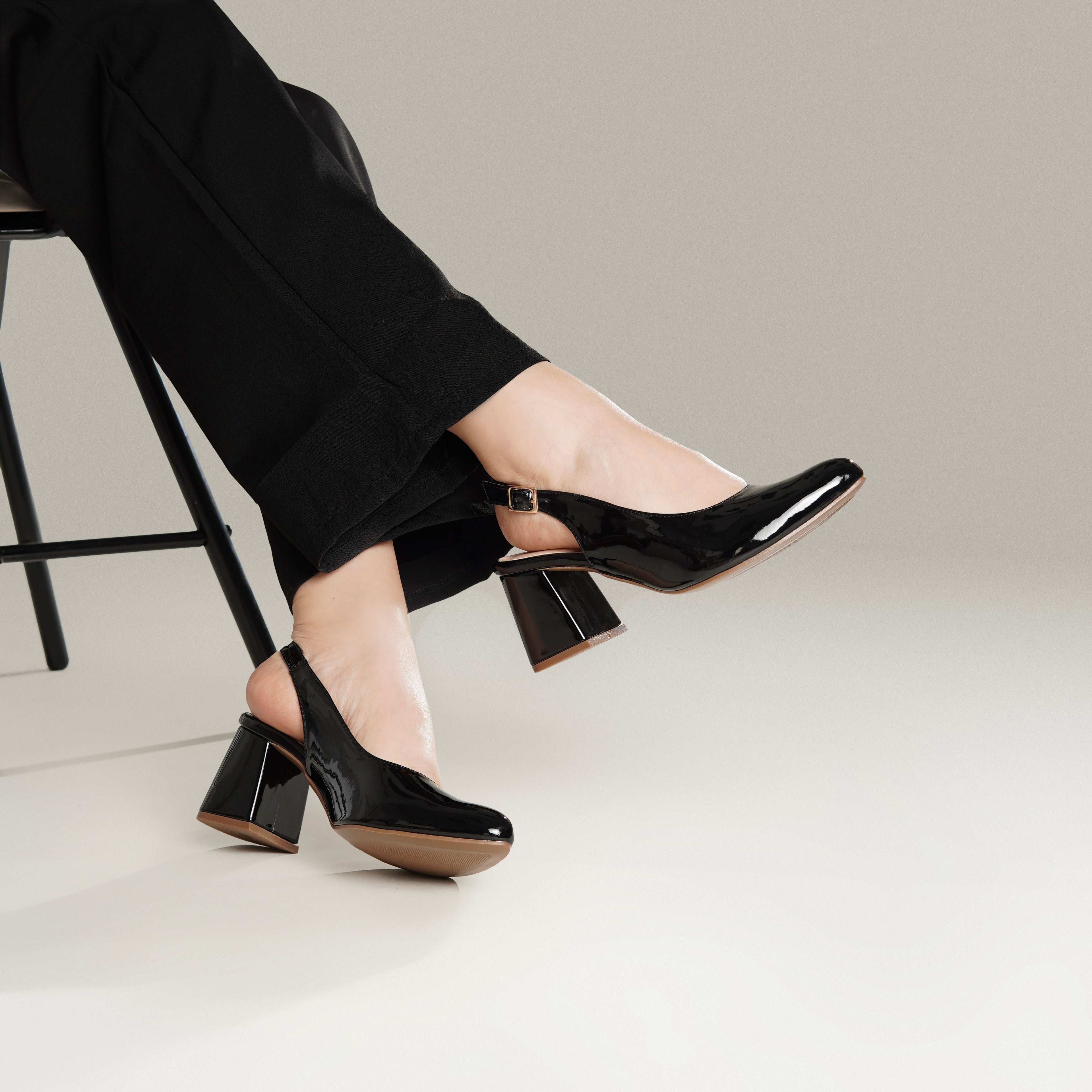 Tacon Cuadrado Punta Fina