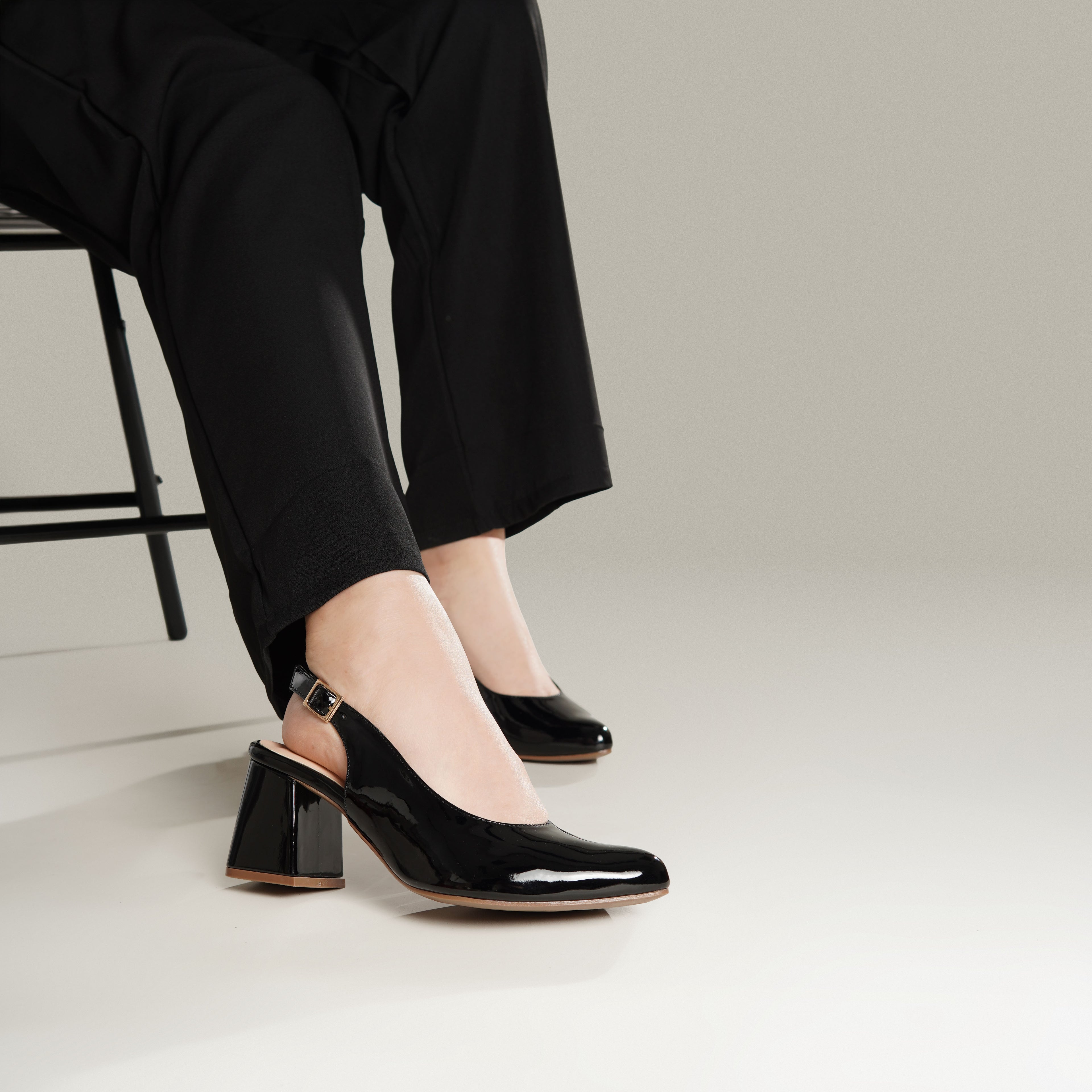 Tacon Cuadrado Punta Fina