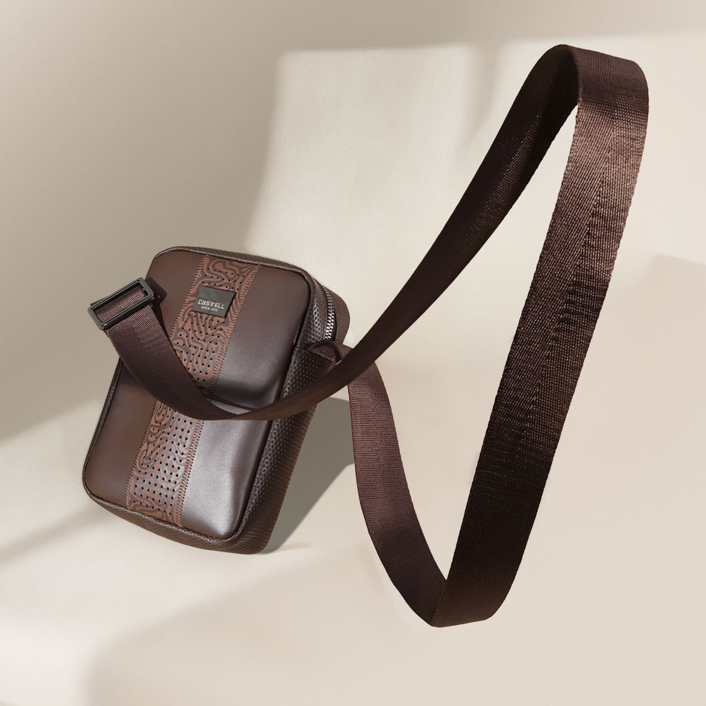 Bolso carriel en cuero para caballero