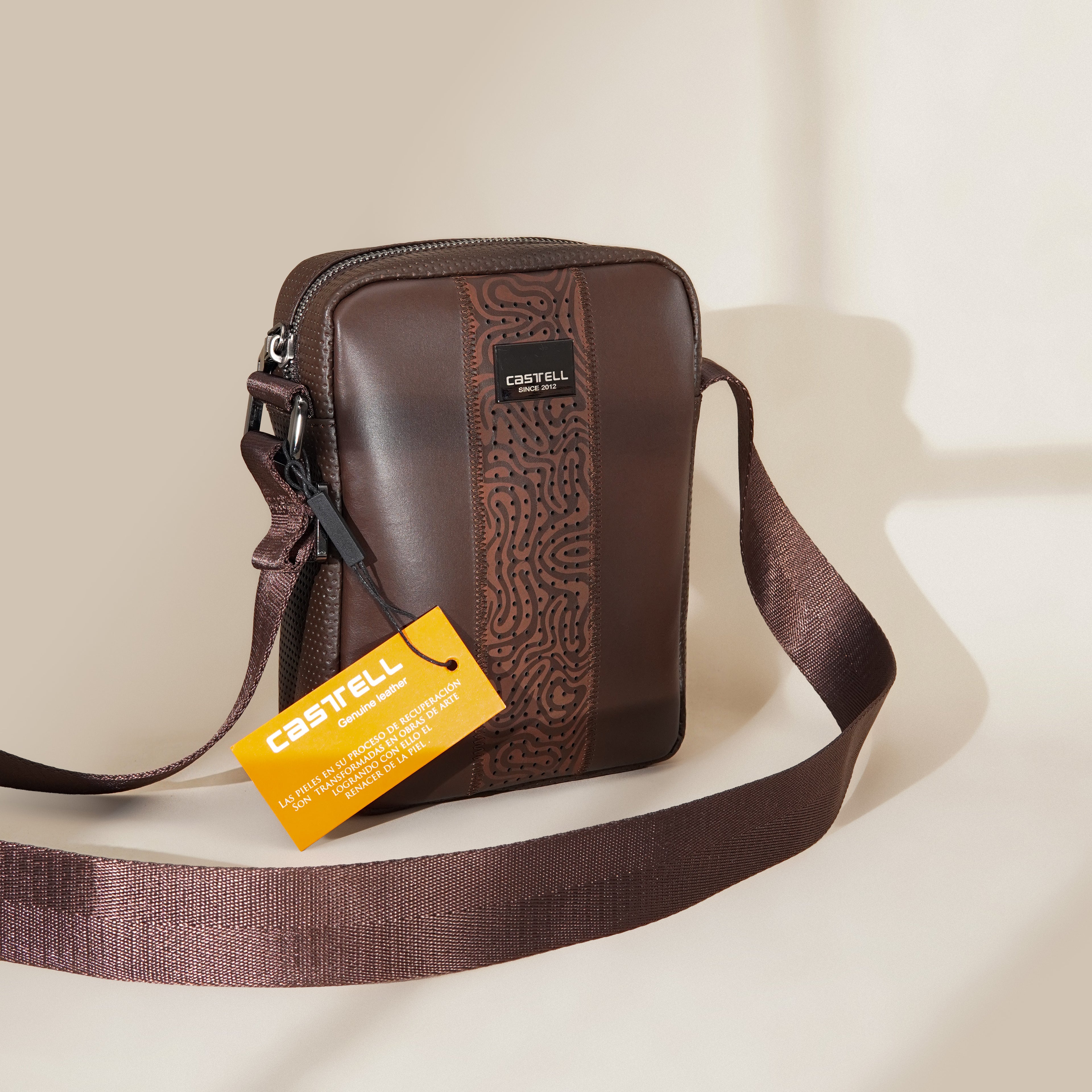 Bolso carriel en cuero para caballero