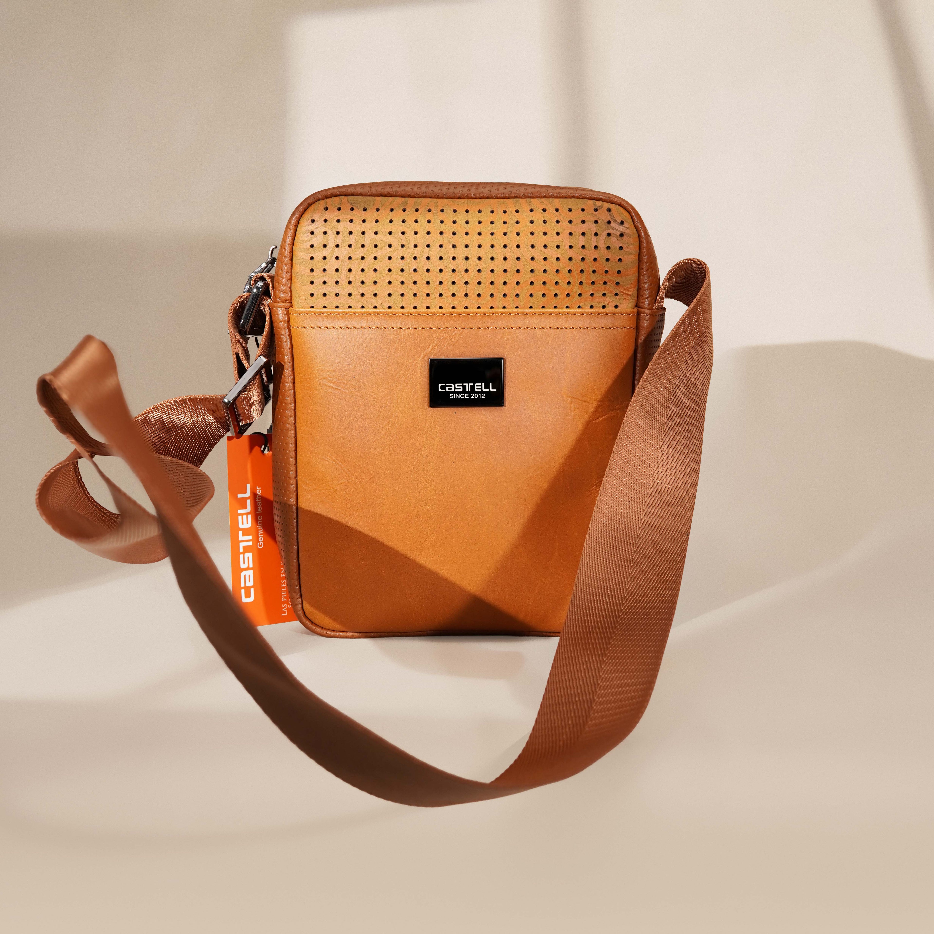Bolso carriel en cuero para caballero